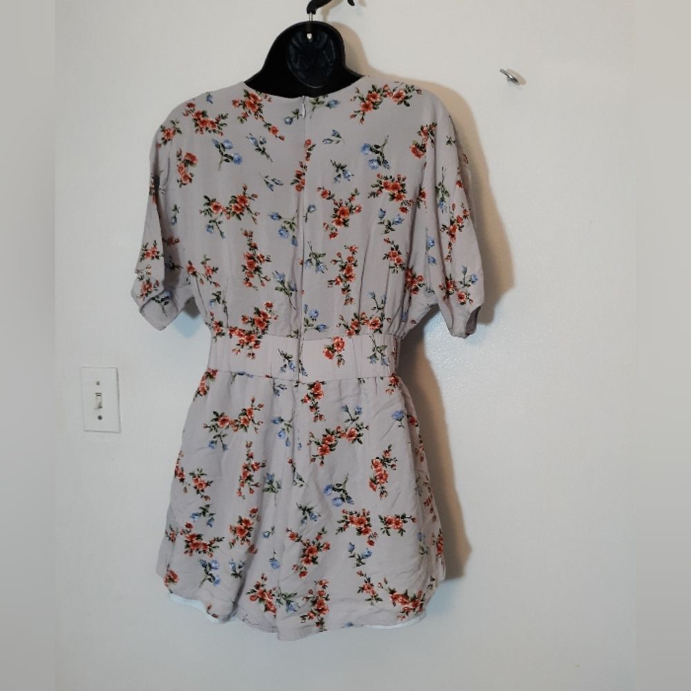 Baevely gray/purple floral romper - Picture 8 of 8